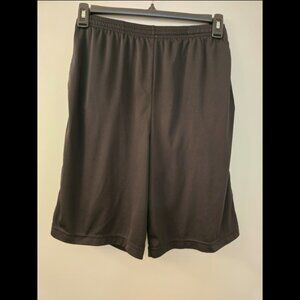 Men's Nike Dri-Fit 9-inch Shorts in Size Small - Like New Excellent Condition!